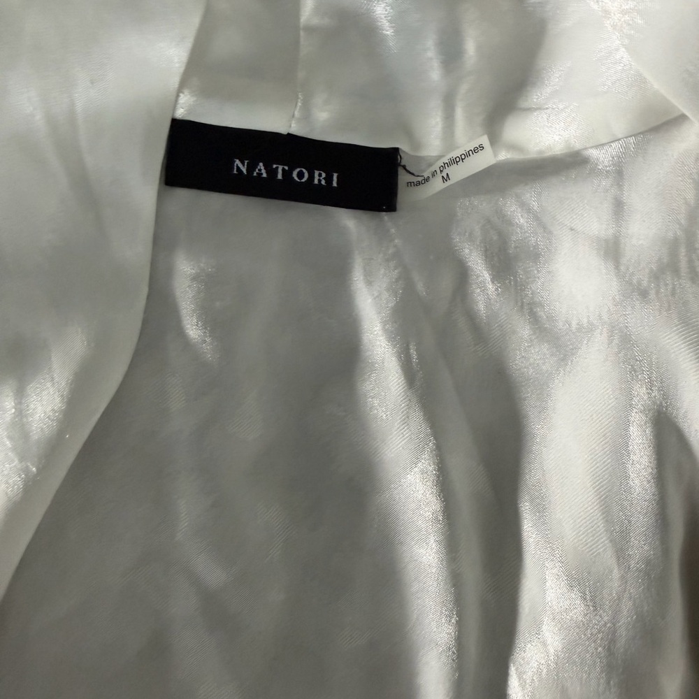 Natori Decadence Cream Pajamas Set with robe - Picture 8 of 10
